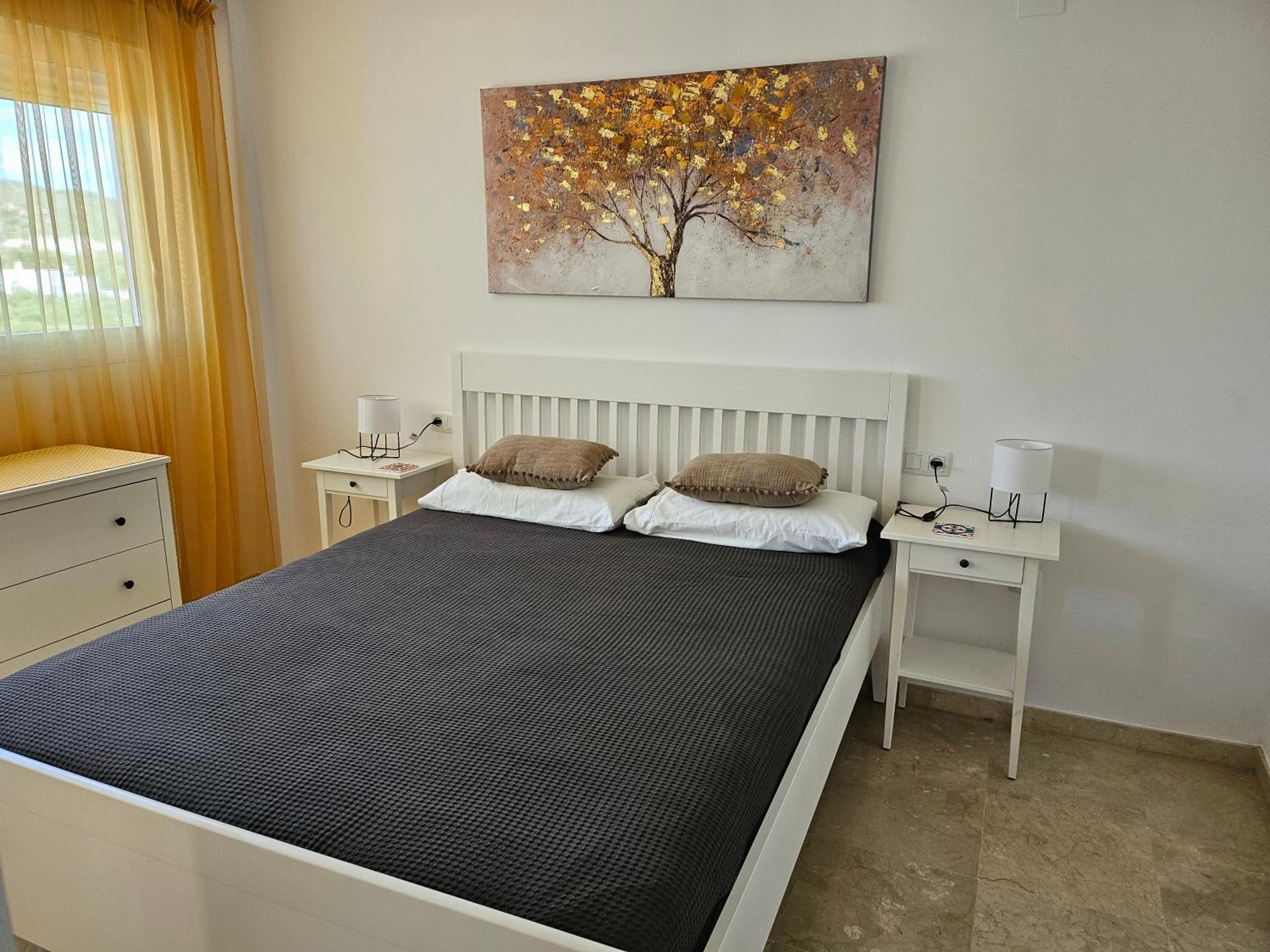 3 Bedrooms With Pool & Parking, Close To Sea And Gibraltar Манилва Экстерьер фото